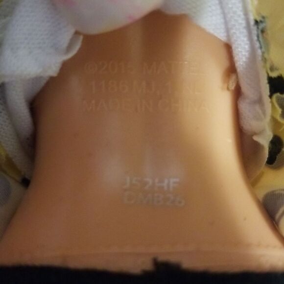 Lot of pre-owned barbie's - Picture 14 of 16